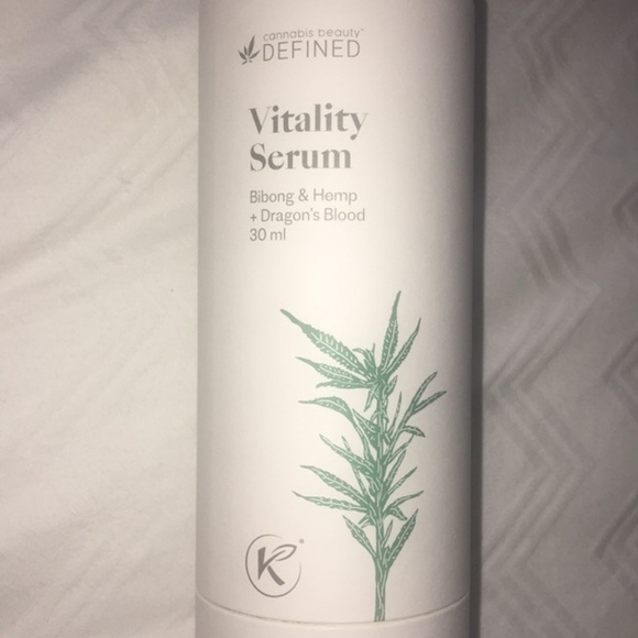 NEW White Peony & Hemp Serum ✨ - Picture 4 of 6